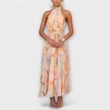 Vjera – Elegantna maxi haljina s otvorenim leđima Karolina Prague