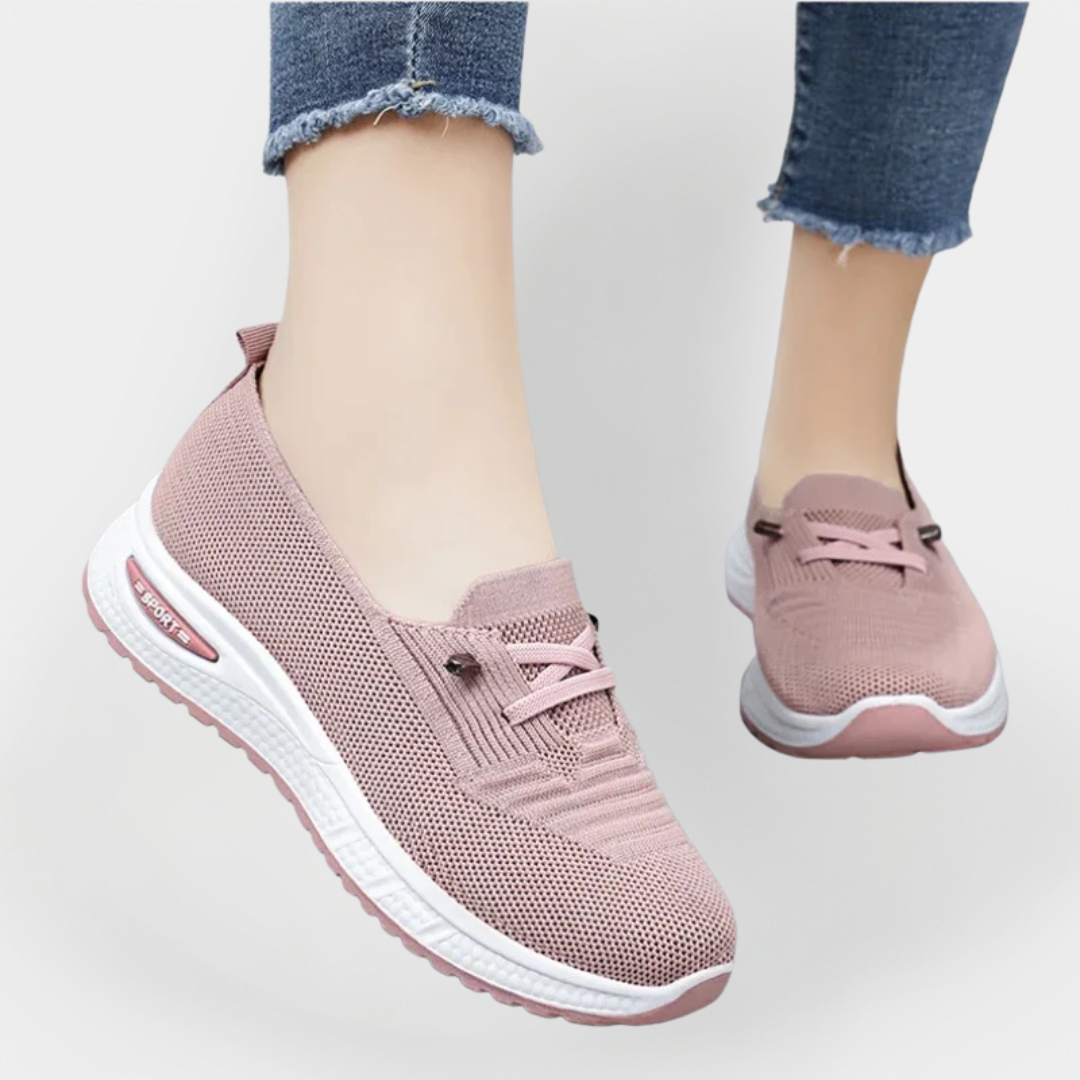 Zara - Tenisice s fleksibilnim potplatima Karolina Prague