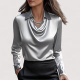 Charlotte – Elegantna Satenska Bluza s V-Izrezom Karolina Prague