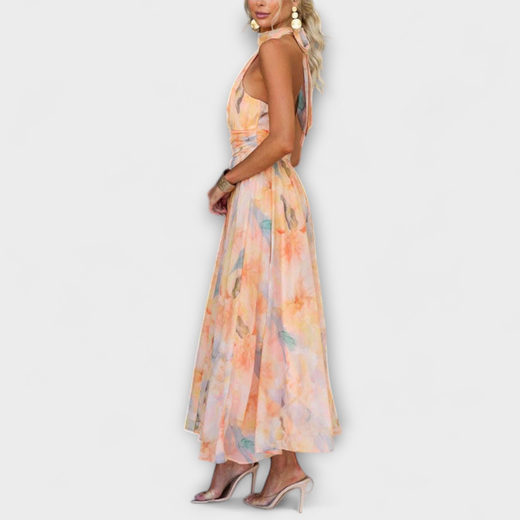 Vjera – Elegantna maxi haljina s otvorenim leđima Karolina Prague