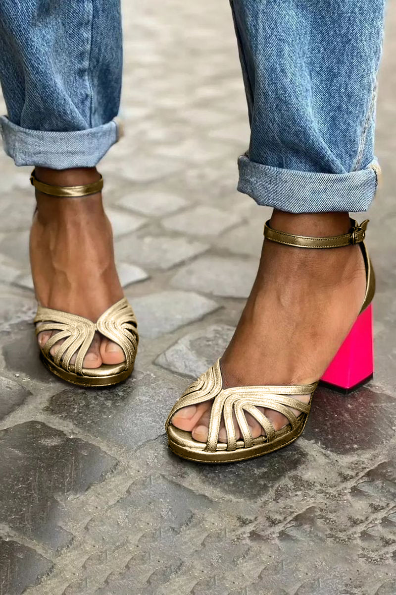 Elena - Zlatne sandale s upečatljivom petom Karolina Prague