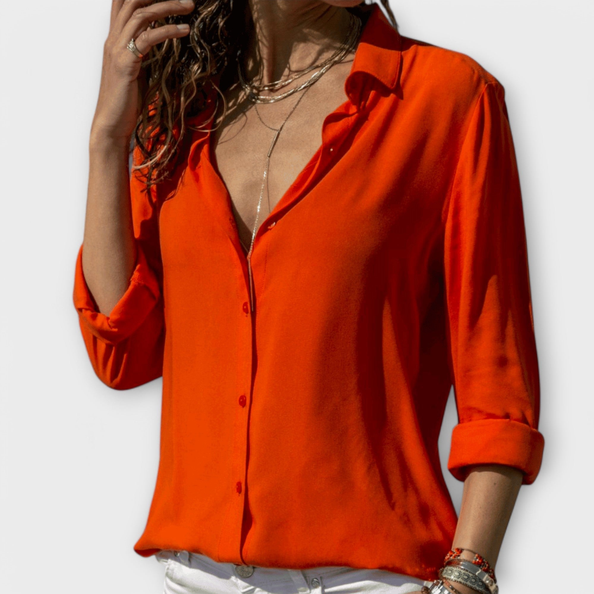 Mara – Savršena bluza s profinjenim detaljima Karolina Prague