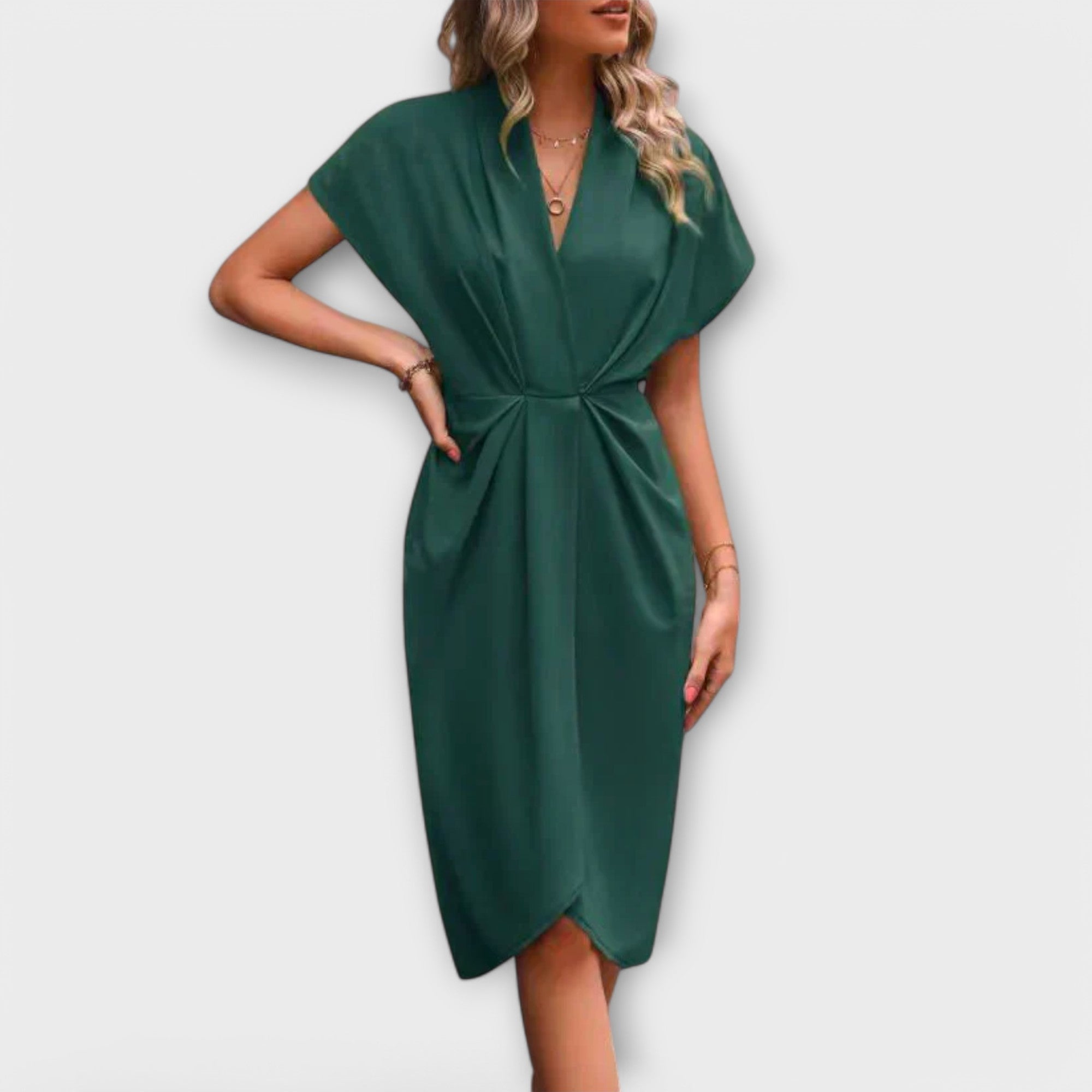 Serena – Elegantna i udobna midi wrap haljina Karolina Prague