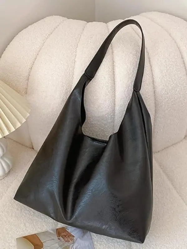 Elina – Elegantní minimalistická hnědá kabelka přes rameno Karolina Prague