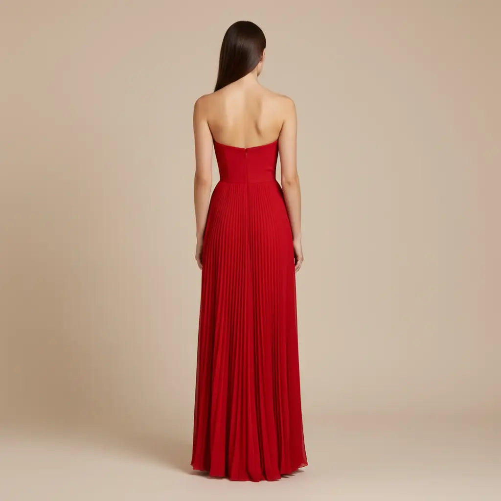 Eliška – Elegantní červené plisované maxi šaty Karolina Prague