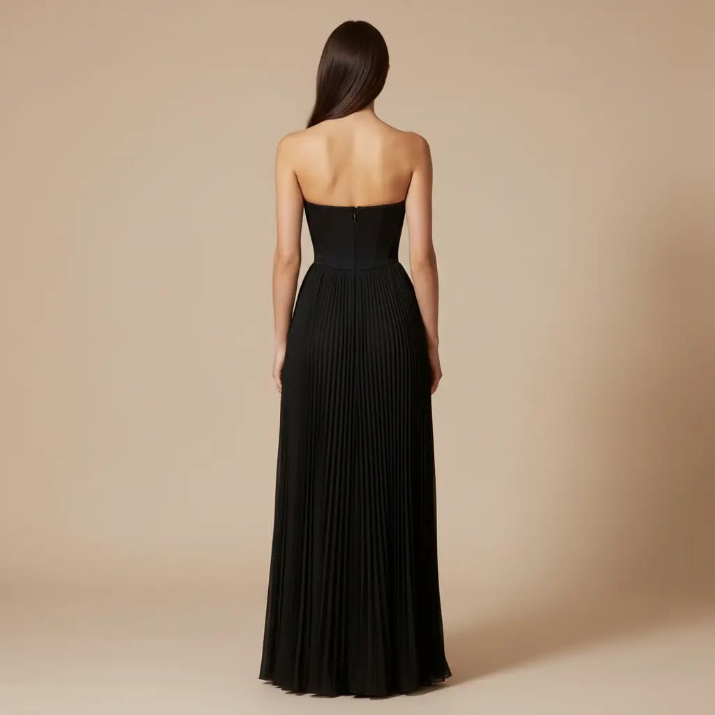 Eliška – Elegantní černé plisované maxi šaty Karolina Prague