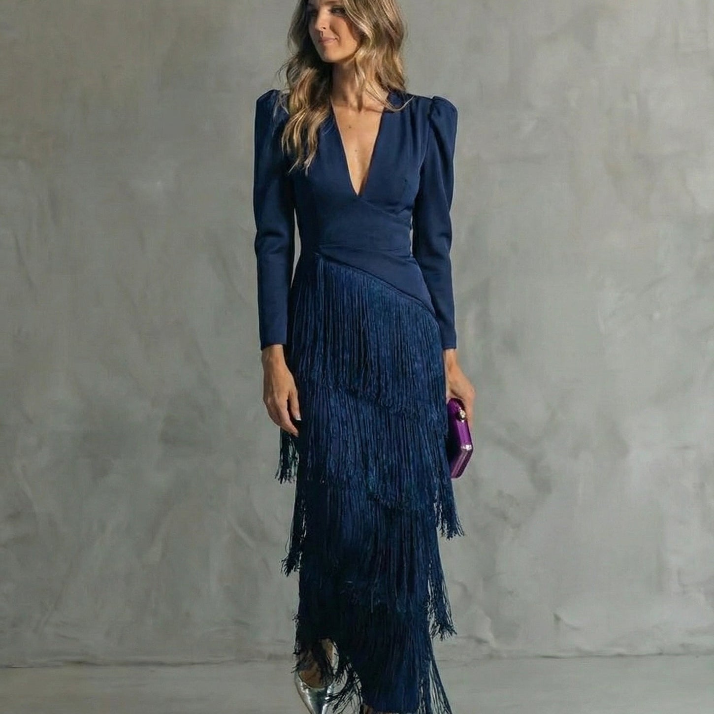 Emilia – Elegantní šaty s třásňovými rukávy Karolina Prague