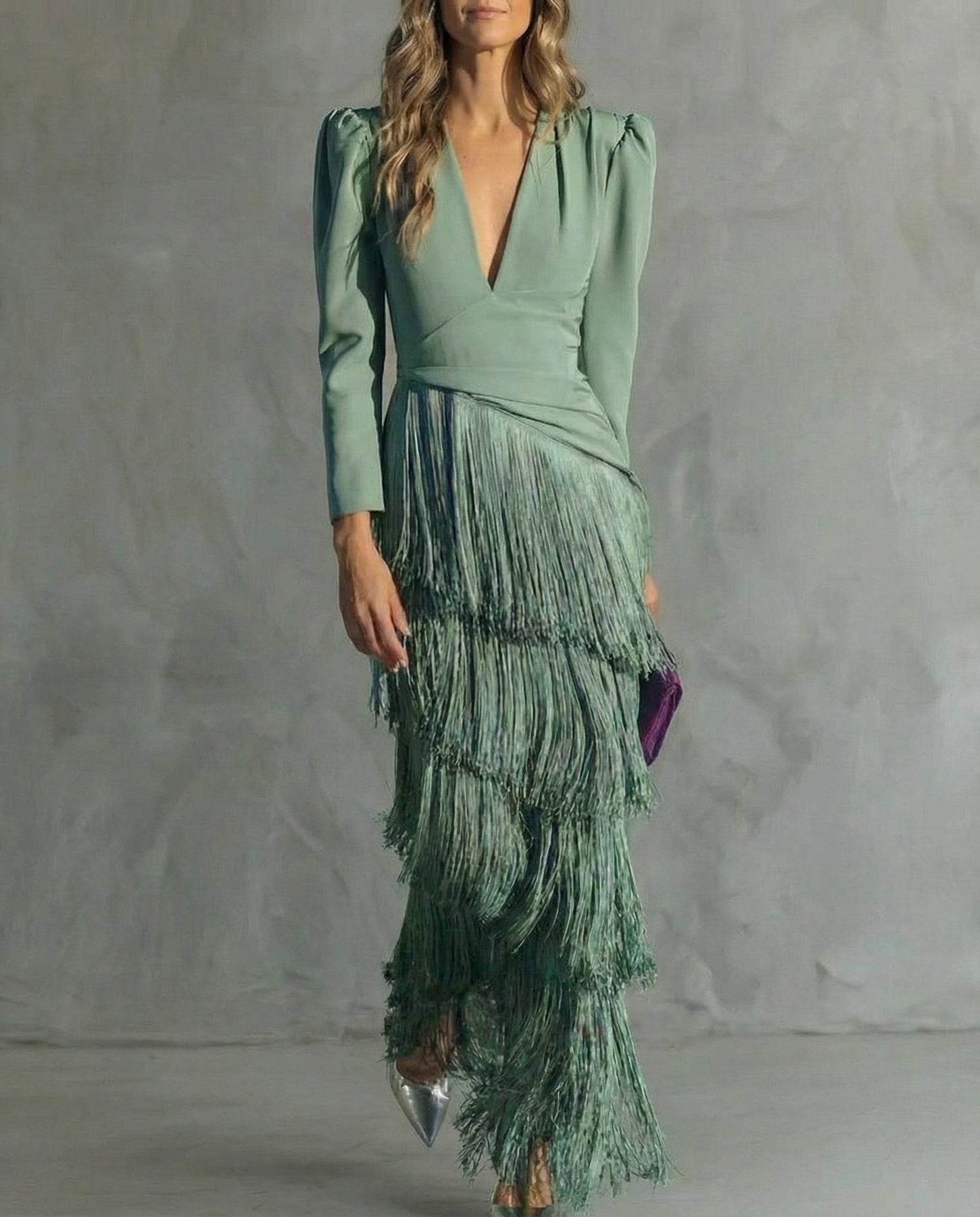 Emilia – Elegantní šaty s třásňovými rukávy Karolina Prague