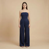 Simona – Elegantní strapless overal v tmavě modré barvě Karolina Prague