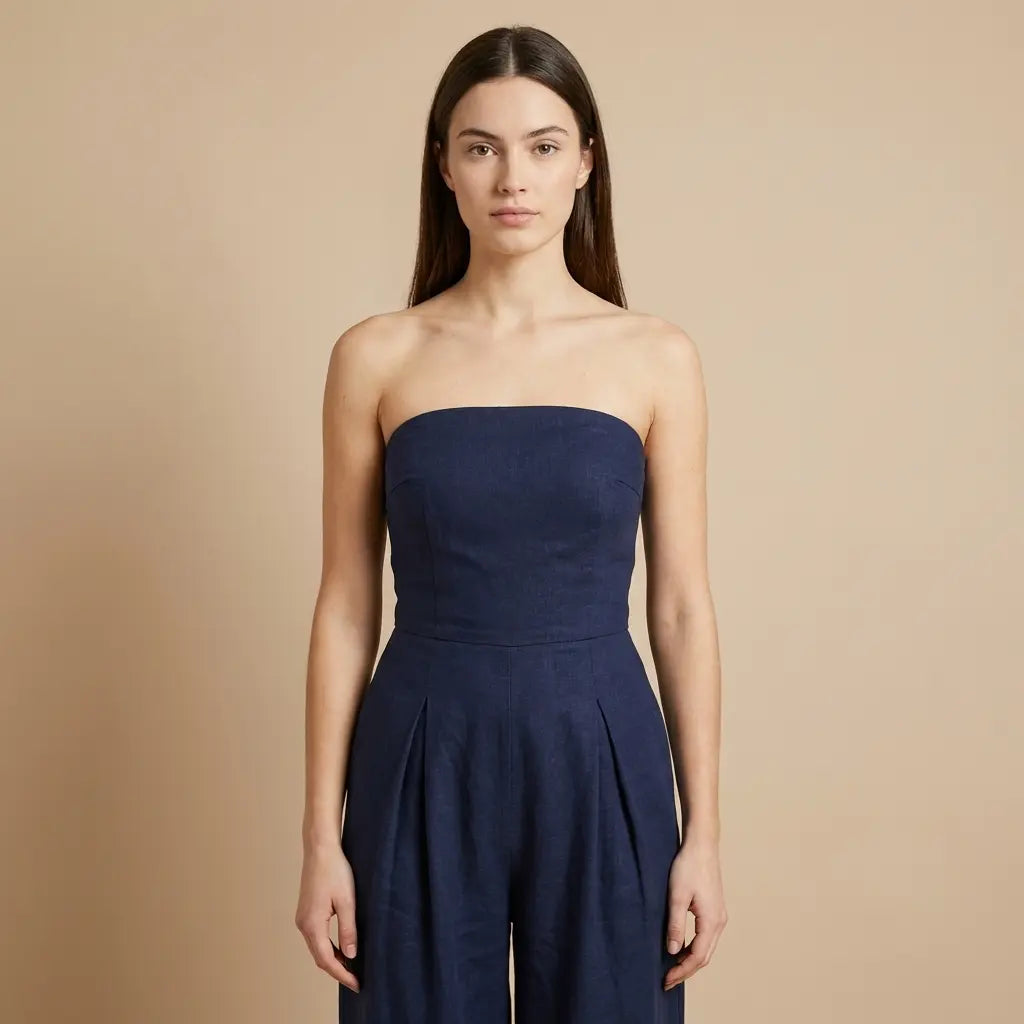 Simona – Elegantní strapless overal v tmavě modré barvě Karolina Prague
