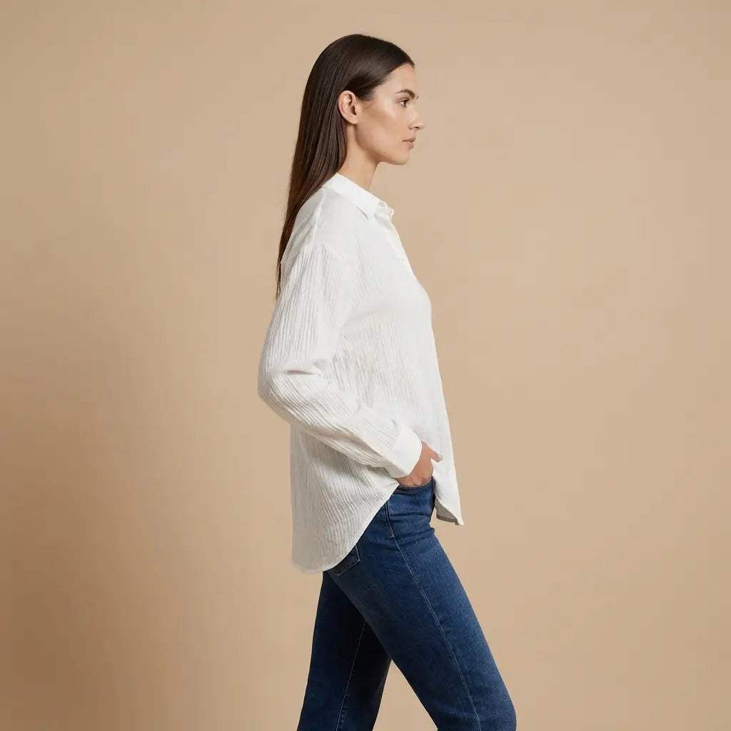 Erato – Elegantní bílá košile s nadčasovým stylem Karolina Prague