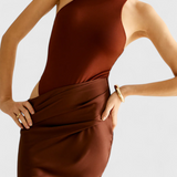 Leona Maxi Haljina s Tank Top Stilom i Izduženom Siluetom Karolina Prague