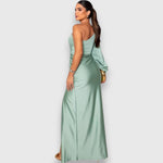Vera – Elegantna i Moderna Haljina za Svaku Priliku Karolina Prague